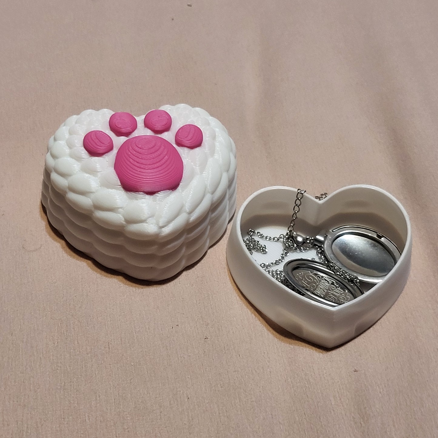 Pawfect Heart Vault